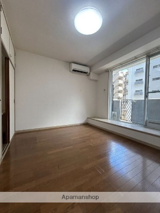 エステート・モア平尾駅前通りの居間