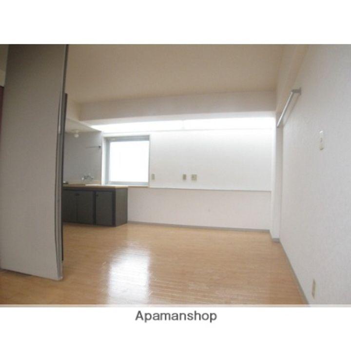 アデック友泉の居間