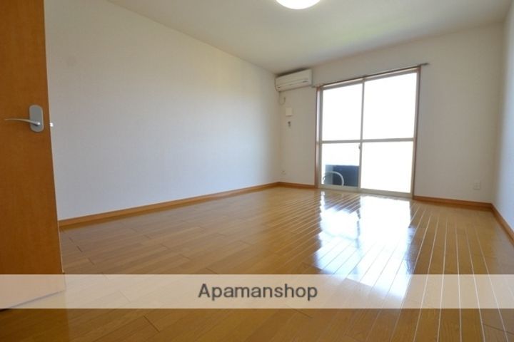 アムール仁の内装