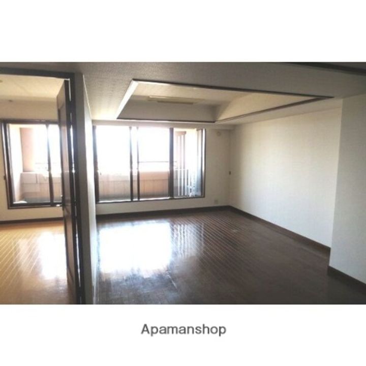 アトモスももちの居間