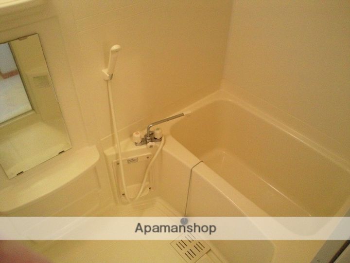 ピュアドームラシュールイン博多の風呂