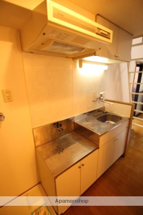 イル・レガーロ鳥飼のキッチン