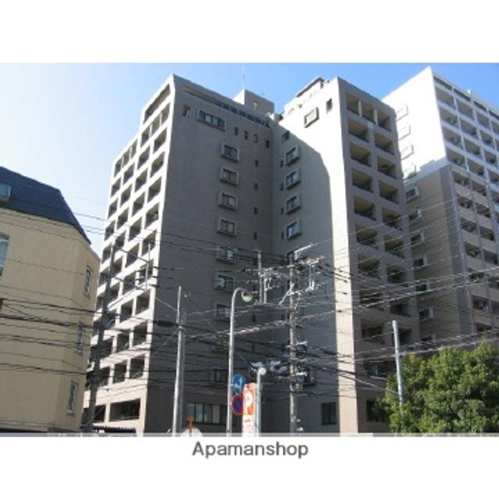 セントフォーラム平尾の外観