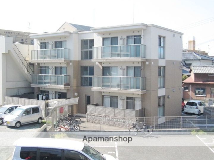 シャルール大橋の外観