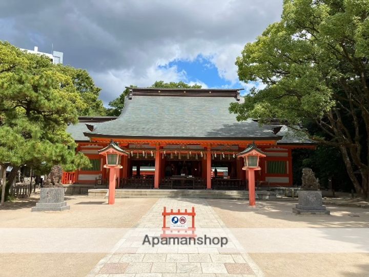 ルッシェ天神東S棟の周辺