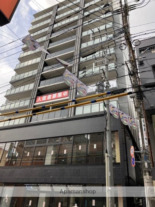 CREST西新の外観