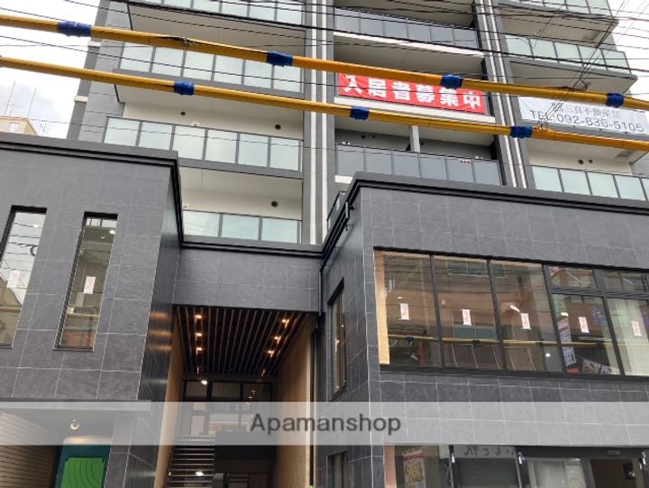 CREST西新の外観