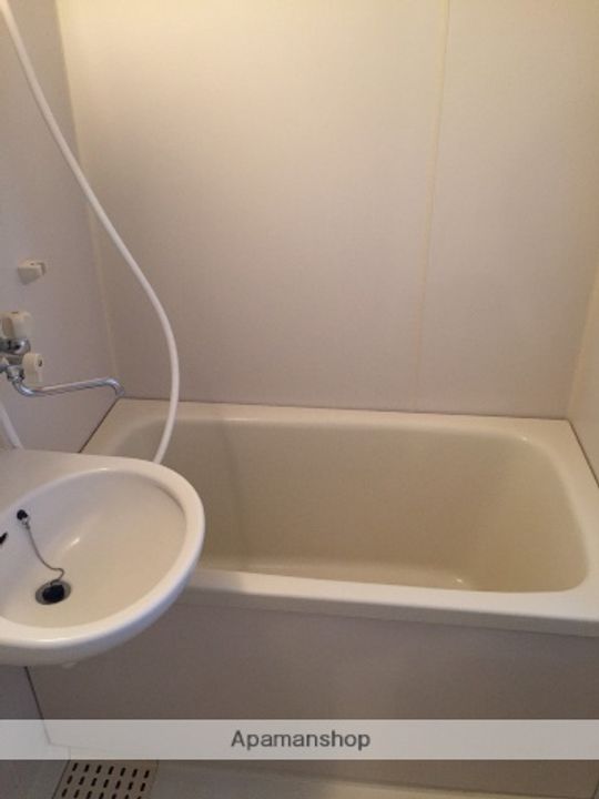 エンジョイスペース西新の風呂