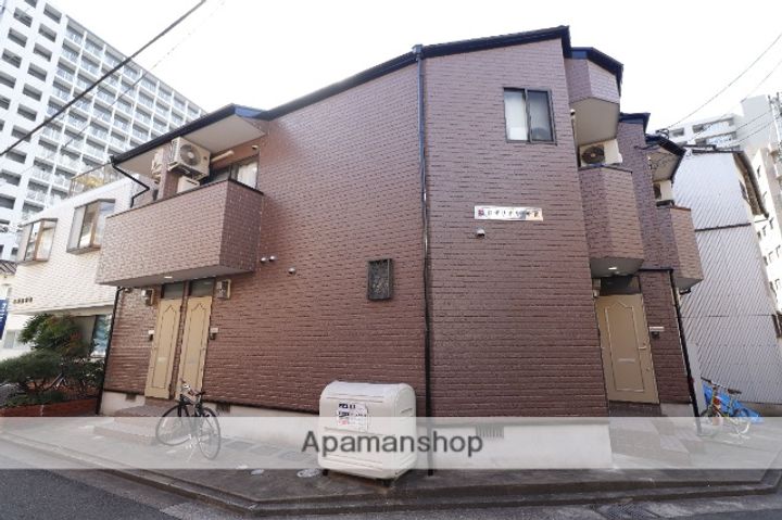 ロザリオカーサⅢの外観