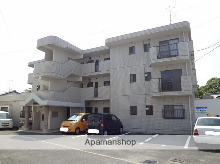 パインピュア周船寺の外観