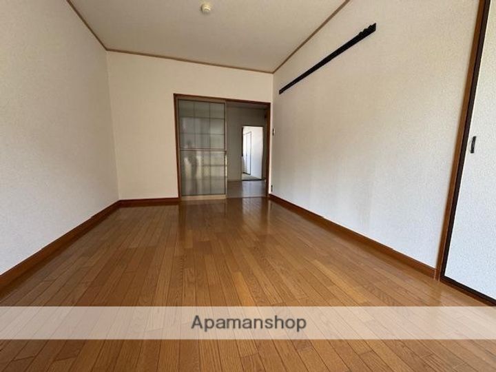 セジュール野間の居間