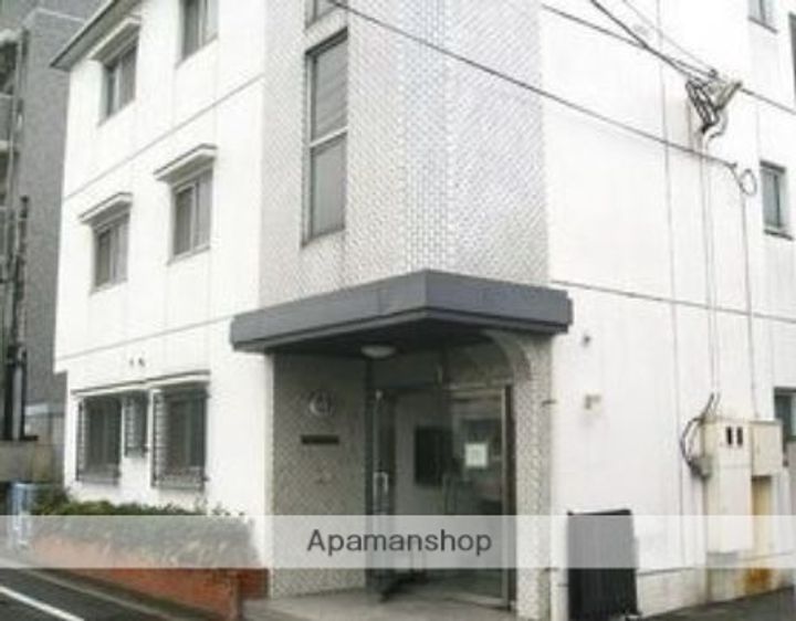 リバーコート西新の外観