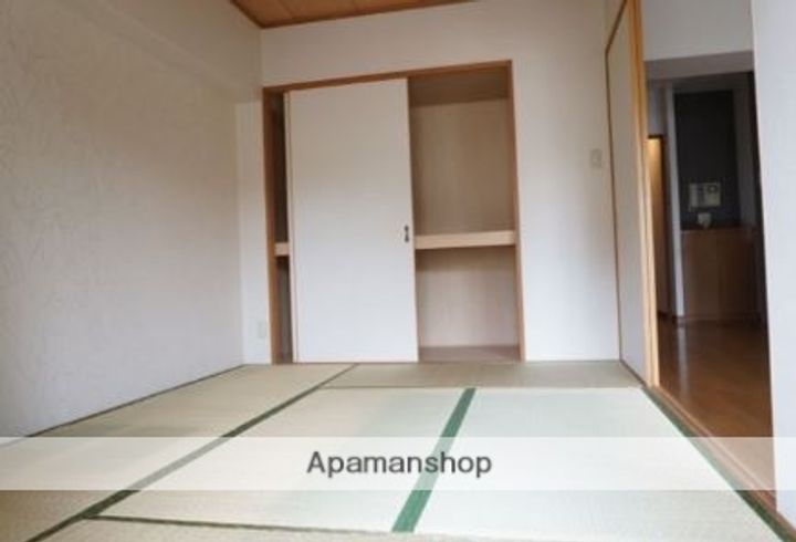 ジニアルコート西新の内装