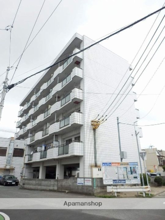 大産飯倉ビルの外観