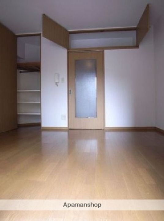ダイナコート六本松Ⅴの居間