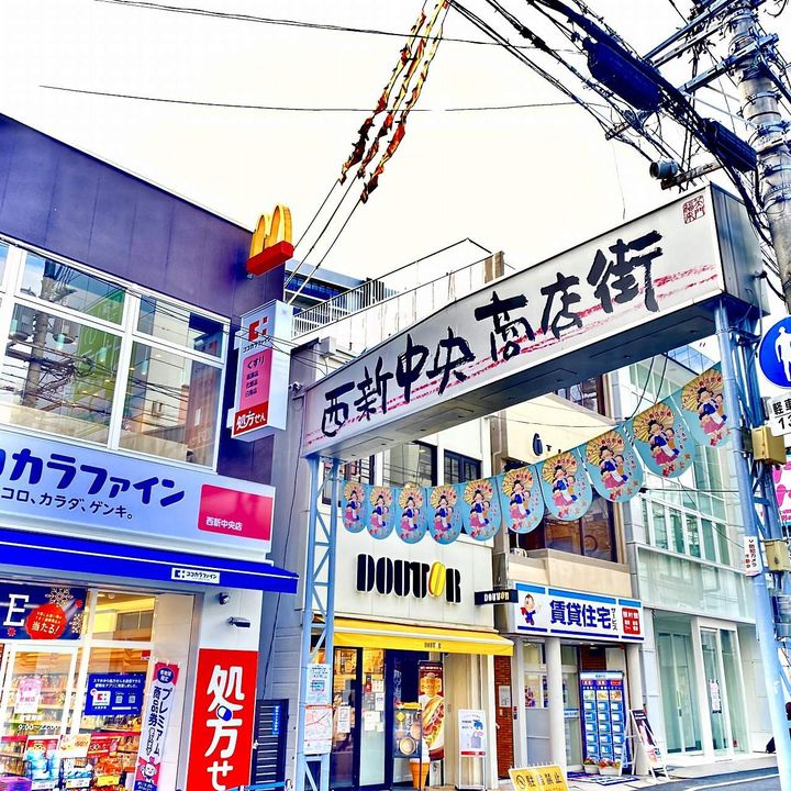 楠原ビルの周辺