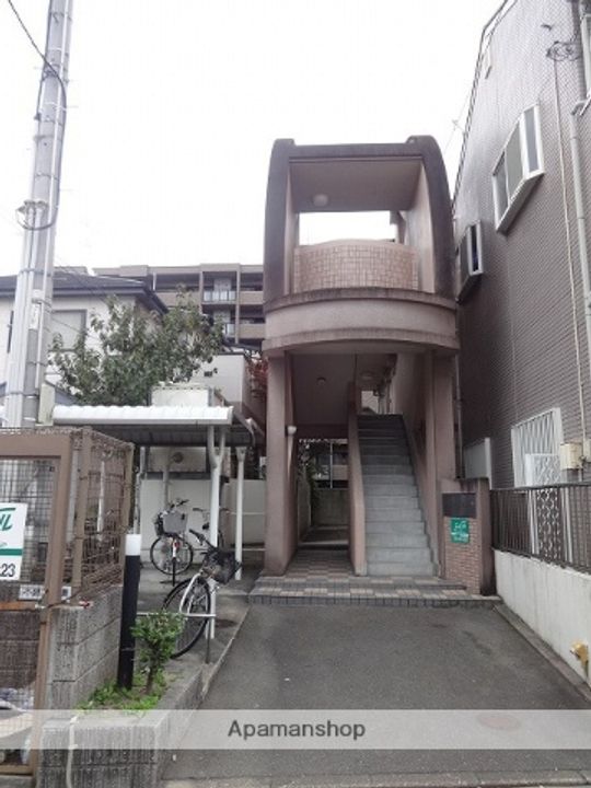 クレール城西の外観