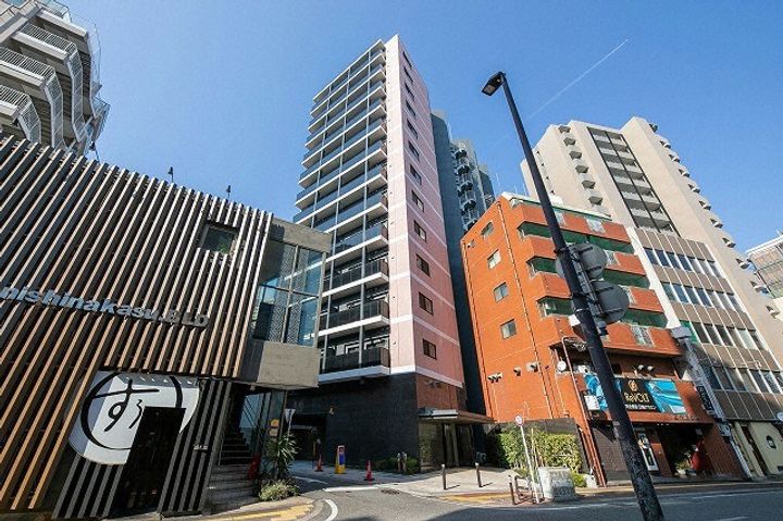 THE天神シティの外観