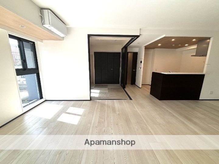 クロスフレア大濠公園の居間