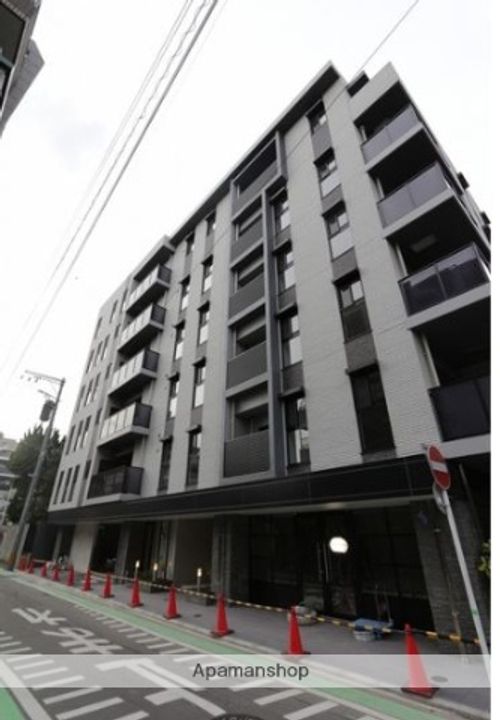 クロスフレア大濠公園の外観