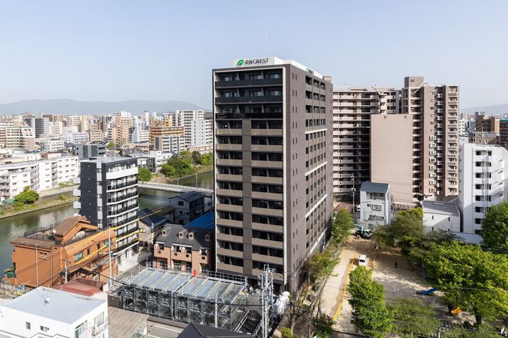 エンクレスト天神南PUREの外観