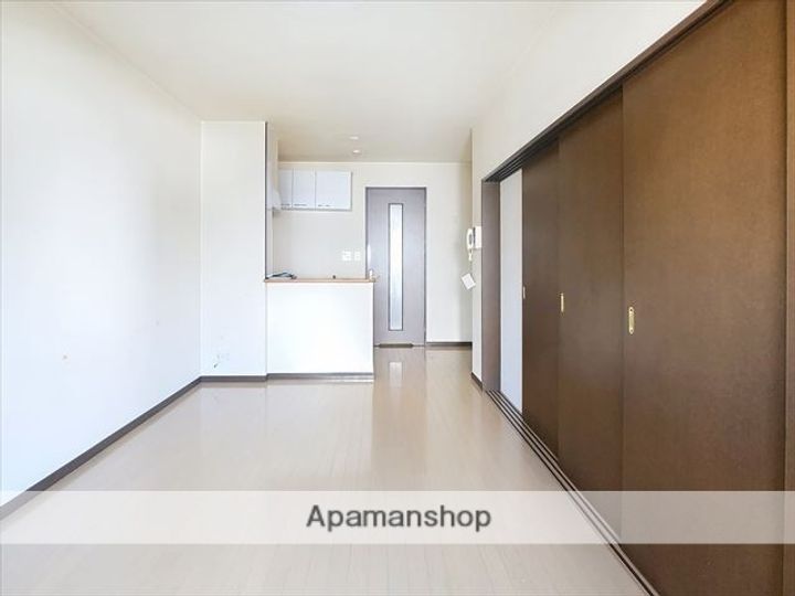 RUSSIE博多駅南の内装