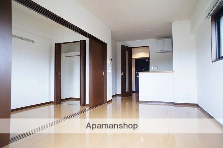 RUSSIE博多駅南の居間