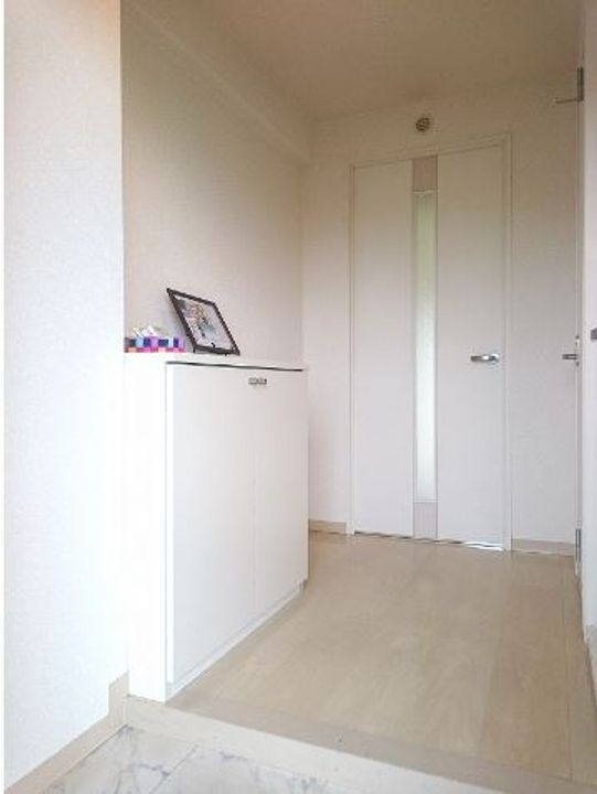 ラフィーネ・ルージュの玄関