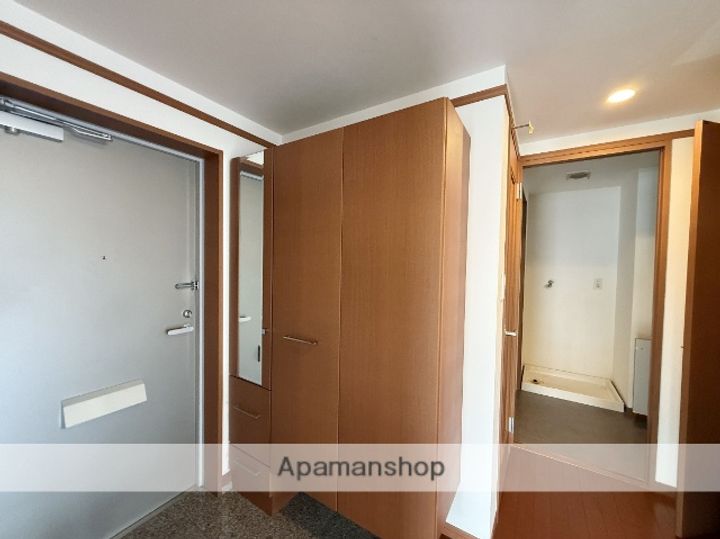 アンピール天神東の玄関