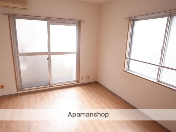 福岡県福岡市早良区西新1丁目の賃貸マンションの居間