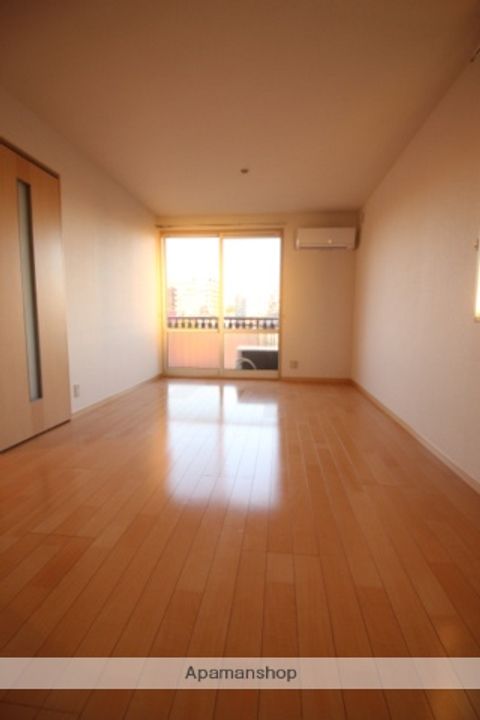 プロスペールロジュマンの居間