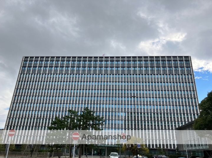 ソシアル六本松の周辺