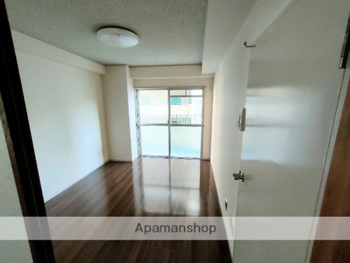 藤和大名コープの居間