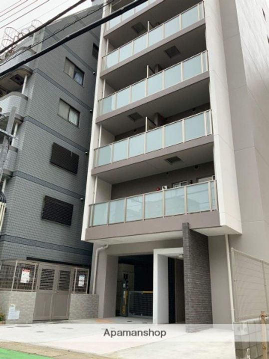 福岡県福岡市中央区荒戸1丁目の賃貸マンションの外観