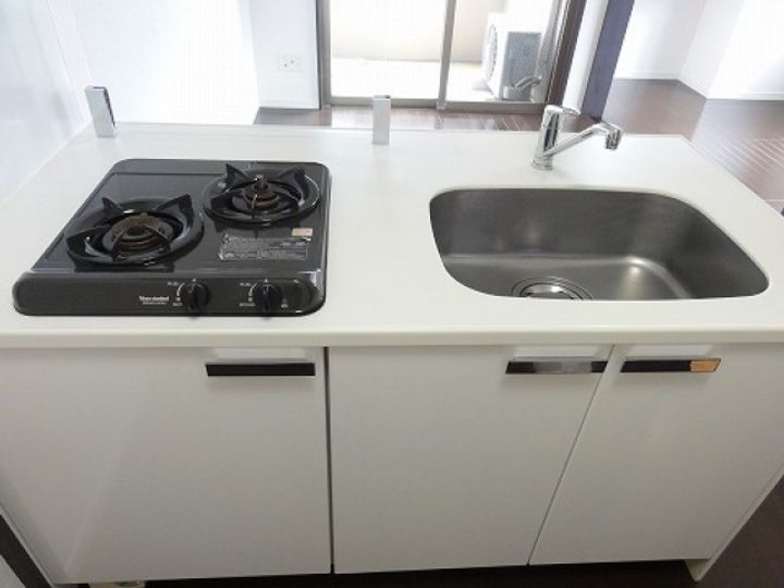 福岡県福岡市博多区美野島2丁目の賃貸マンションのキッチン