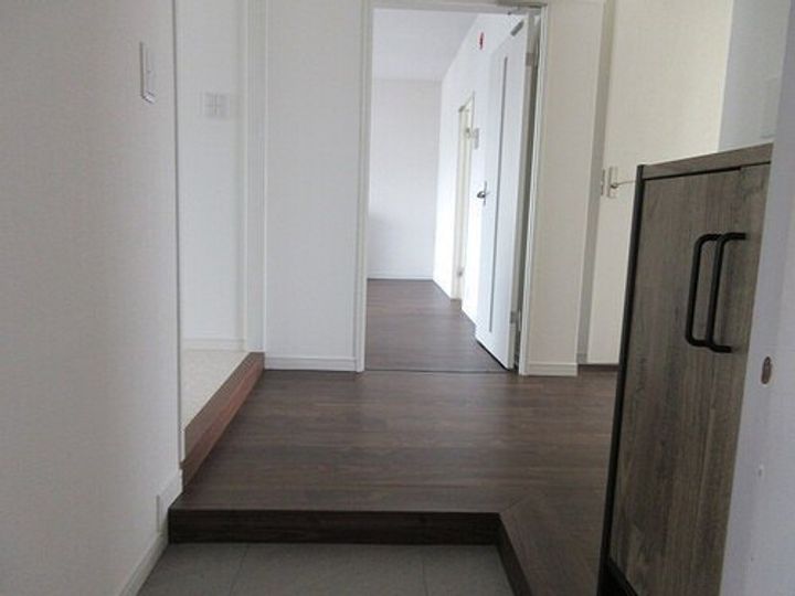 日商岩井弥生マンション0502の玄関