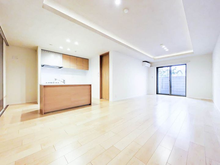 プレミアス城西の居間