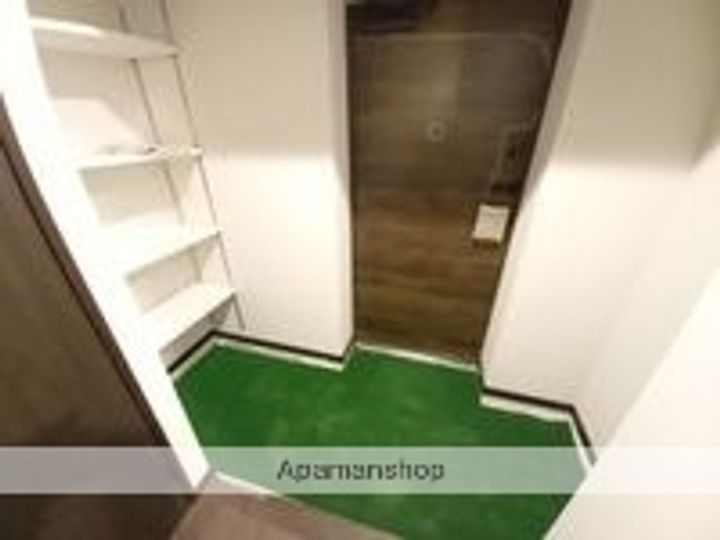 リファレンスリバービュー室見の玄関