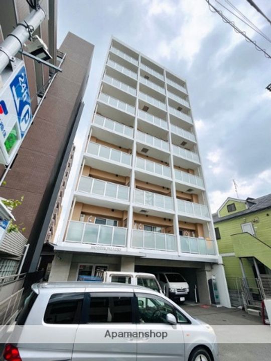 MODERN PLAZZO博多TRESの外観