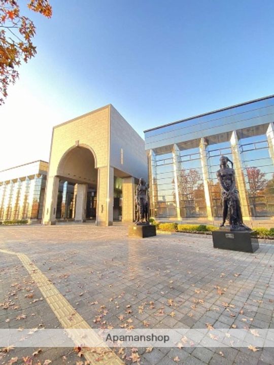 オークヒルズ歯科大の周辺