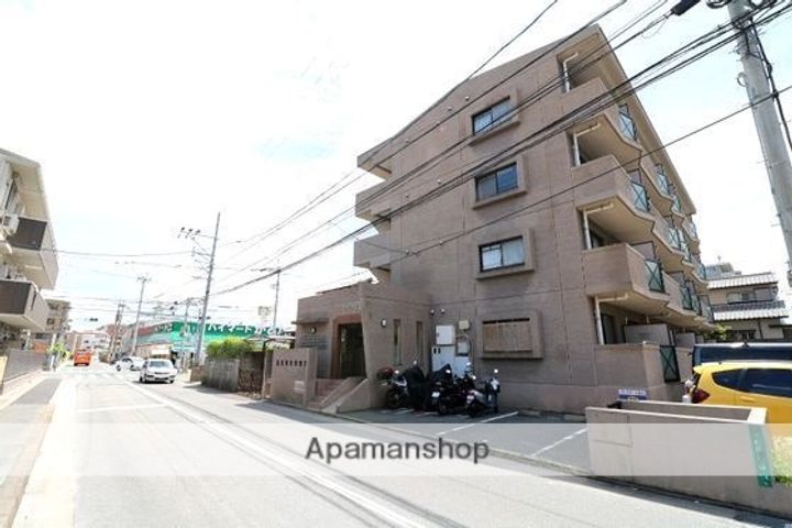 プレステージ室見の外観