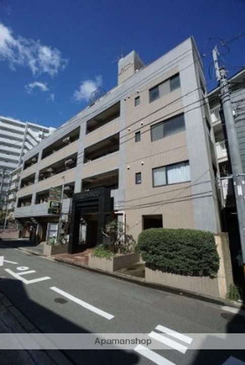 ピュアドーム博多アクティオの外観