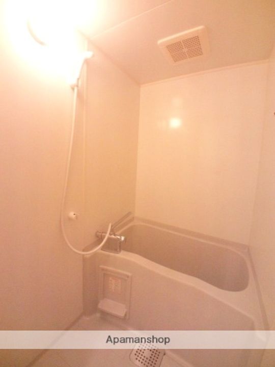 エムアール祖原の風呂