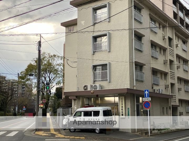 ツインハイツ平和2号棟の周辺