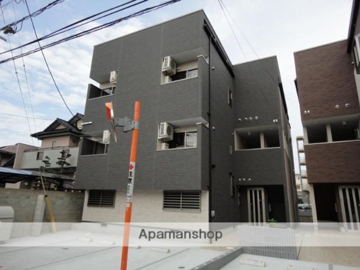 コスモ九大南の外観