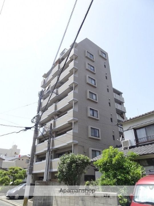 アドヴェル荒江の外観