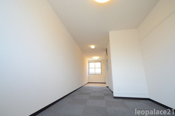 レオネクスト善の居間