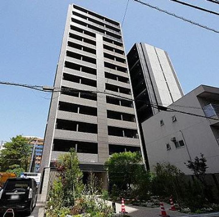 エンクレスト天神南PUREの外観