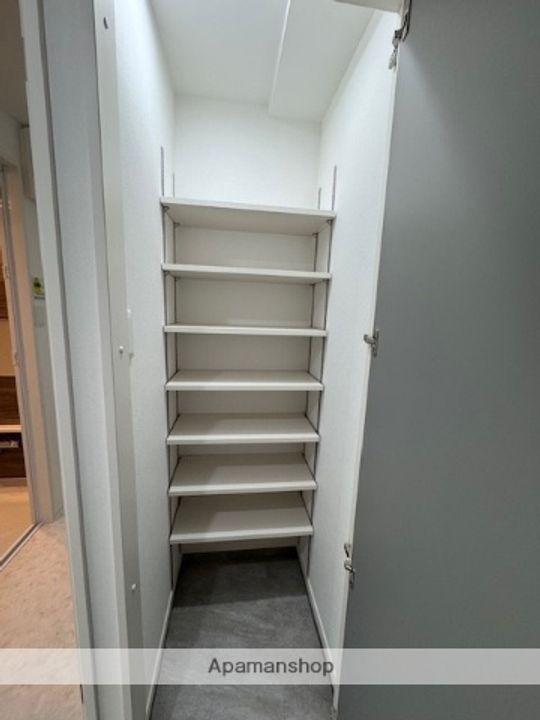 CREST西新の内装