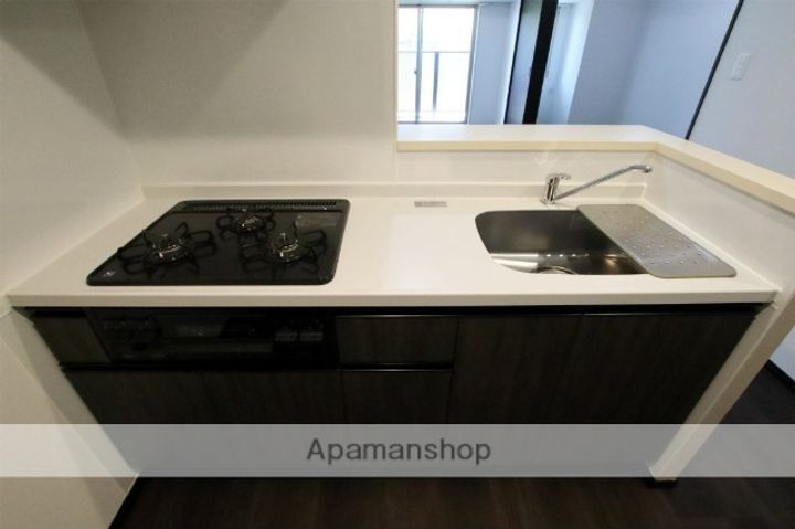 リファレンスリバービュー室見のキッチン